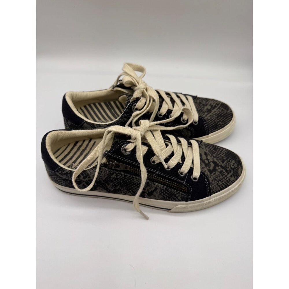 Taos Women's Z Soul Olive Snake Canvas Sneaker Shoe Size 7.5